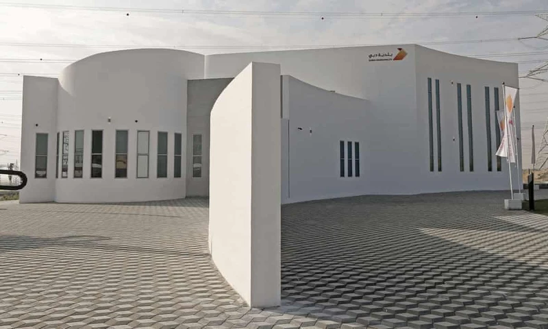Một tòa nhà in 3D ở Dubai, Ấn Độ đã sử dụng công nghệ này để xây dựng toàn bộ mặt tiền kiến ​​trúc. Ảnh: Reuters