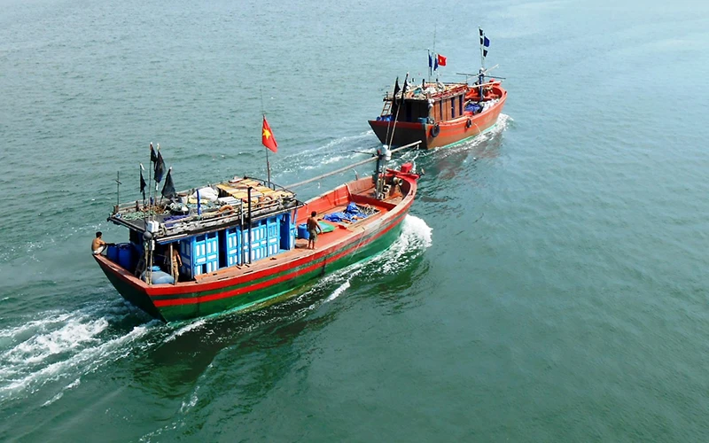 Hơn 1.000 tàu cá của ngư dân tỉnh Quảng Bình ra khơi có thiết bị giám sát hành trình.