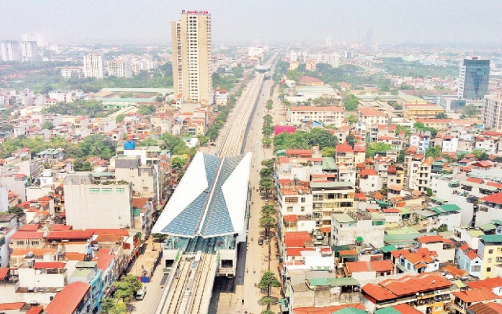 Dự án tuyến đường sắt đô thị Nhổn - ga Hà Nội là một dự án quan trọng, mức đầu tư lớn nhưng tiến độ triển khai còn chậm, mới giải ngân đạt 43%. Ảnh: Hoàng Huy