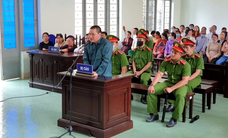 Bị cáo Nguyễn Thanh Tâm tại phiên tòa xét xử về tội “Giết người” và “Cướp tài sản”.