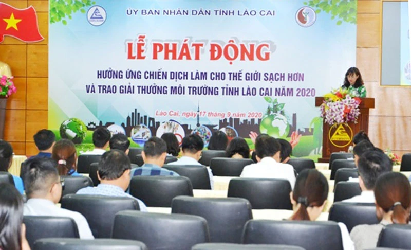 Lễ phát động chống rác thải nhựa, bảo vệ môi trường sạch hơn tại Lào Cai, chiều 17-9.