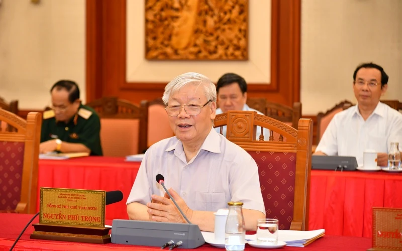Tổng Bí thư, Chủ tịch nước Nguyễn Phú Trọng phát biểu chỉ đạo tại buổi làm việc của tập thể Bộ Chính trị với Ban Thường vụ Đảng ủy Công an Trung ương. 