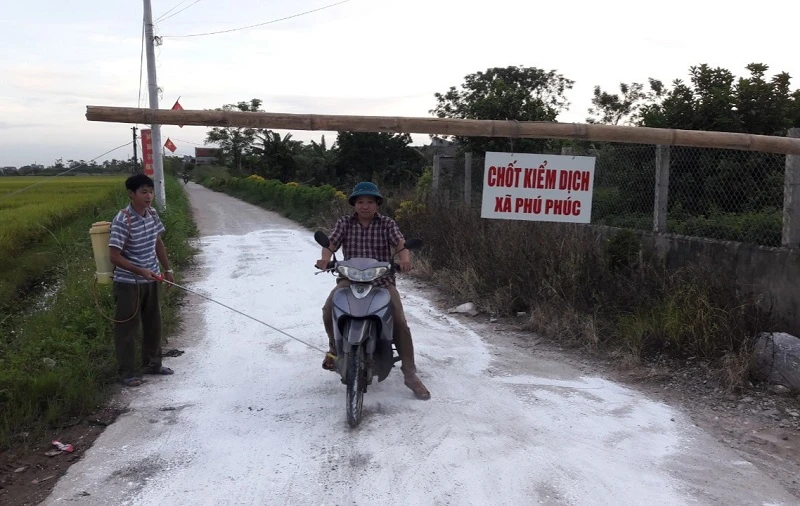 Chốt kiểm dịch bệnh tả lợn châu phi tại xã Phú Phúc, huyện Lý Nhân.