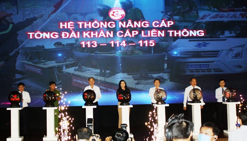 Lãnh đạo TP Hồ Chí Minh nhấn nút ra mắt Hệ thống nâng cấp tổng đài khẩn cấp liên thông 113-114-115.