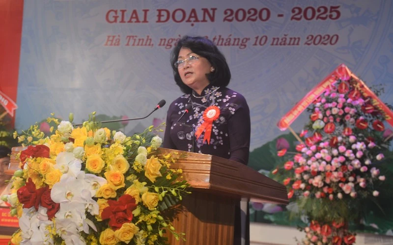 Phó Chủ tịch nước Đặng Thị Ngọc Thịnh phát biểu tại đại hội.