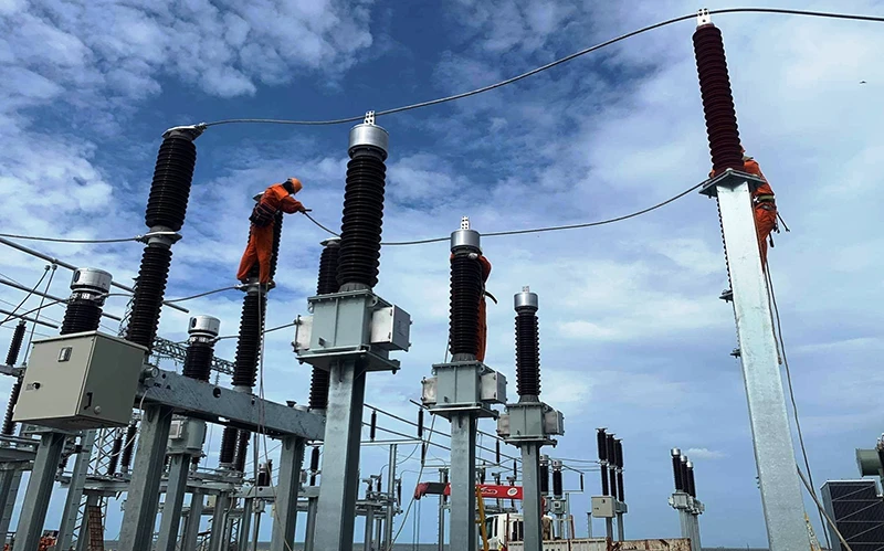 Công trình Nhà máy điện gió số 5 đang gấp rút hoàn thành chào mừng Đại hội Đảng bộ tỉnh Bến Tre lần thứ 11 (2020 - 2025).