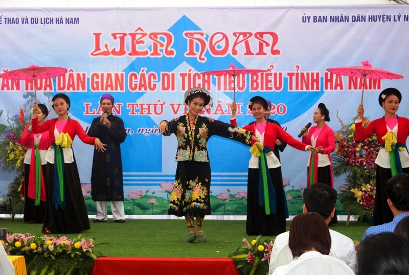 Tiết mục tham dự Liên hoan Văn hóa dân gian các di tích tiêu biểu tỉnh Hà Nam lần thứ 6.