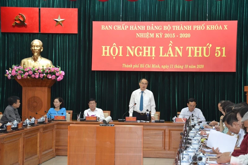 Bí thư Thành ủy TP Hồ Chí Minh Nguyễn Thiện Nhân phát biểu tại hội nghị.