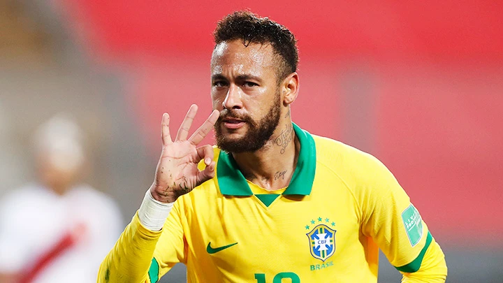 Neymar vượt qua thành tích của Ronaldo “béo”