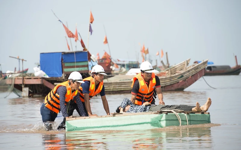 USAID giúp Việt Nam ứng phó cơn bão ở Nam Định năm 2016.