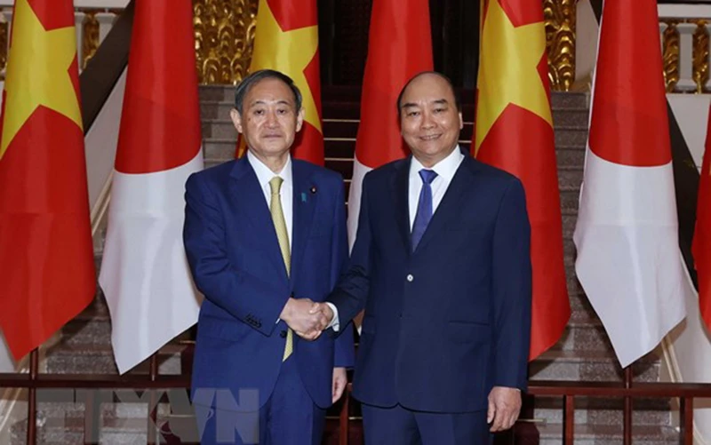 Thủ tướng Chính phủ Nguyễn Xuân Phúc hội đàm Thủ tướng Nhật Bản Suga Yoshihide. Ảnh: TTXVN
