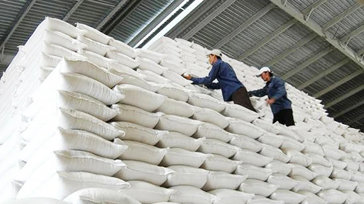 Xuất cấp 5.000 tấn gạo dự trữ hỗ trợ 5 tỉnh miền trung