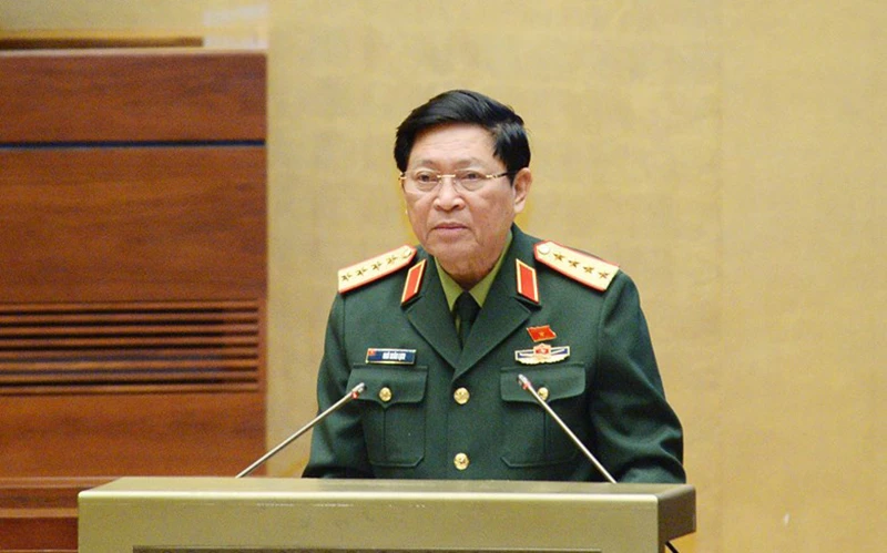 Đại tướng Ngô Xuân Lịch, Ủy viên Bộ Chính trị, Bộ trưởng Quốc phòng.