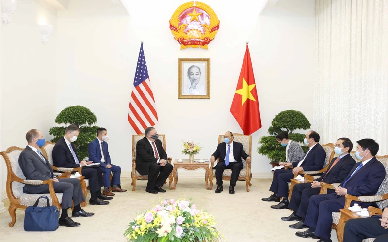 Thủ tướng Chính phủ Nguyễn Xuân Phúc tiếp Ngoại trưởng Hoa Kỳ Michael Pompeo. (Ảnh: Bộ Ngoại giao Việt Nam)