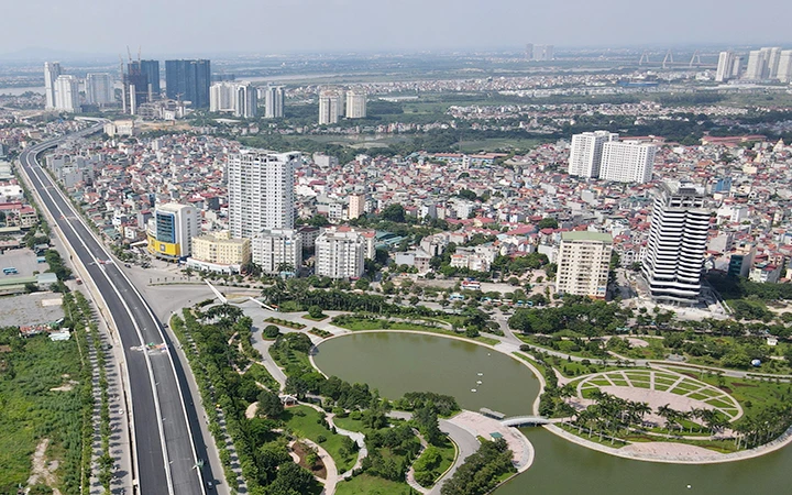 Đến năm 2030, Hà Nội trở thành thành phố “xanh, thông minh, hiện đại”, phát triển năng động, hiệu quả, hoàn thành công nghiệp hóa Thủ đô. Trong ảnh: Diện mạo Thủ đô Hà Nội hôm nay. Ảnh: DUY LINH