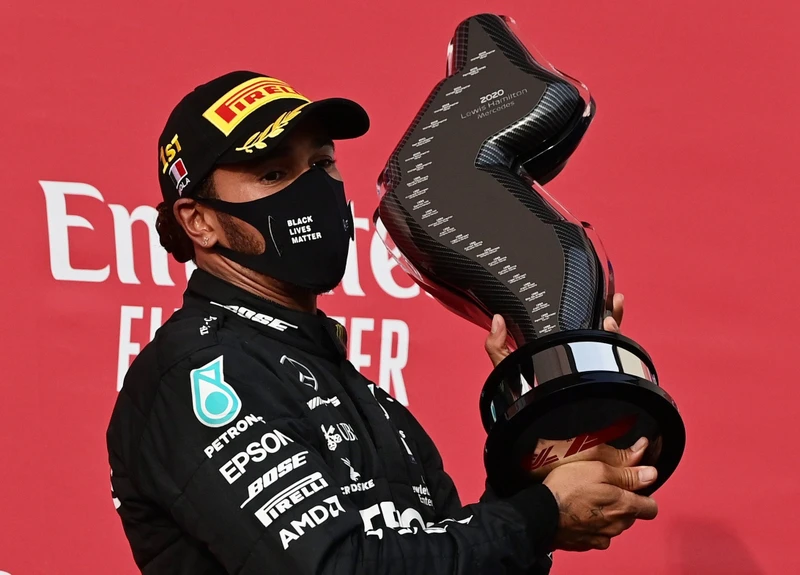 Hamilton tiếp tục xây chắc ngôi vị dẫn cũng như kéo dài kỷ lục với 93 lần thắng chặng. (Ảnh: F1)