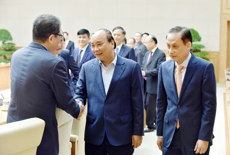 Thủ tướng Nguyễn Xuân Phúc tiếp các Đại sứ, Trưởng cơ quan đại diện Việt Nam. (Ảnh: TRẦN HẢI)