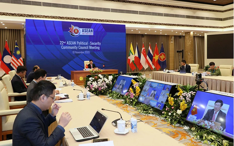 Hội nghị lần thứ 22 Hội đồng Cộng đồng Chính trị - An ninh ASEAN (APSCC) được nhóm họp trong khuôn khổ chuẩn bị cho Hội nghị cấp cao ASEAN 37 và các Hội nghị cấp cao liên quan. Ảnh: Duy Linh