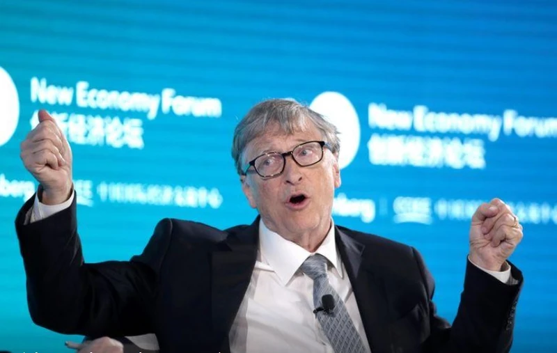 Bill Gates, đồng Chủ tịch Quỹ Bill & Melinda Gates, tham dự cuộc trò chuyện tại Diễn đàn Kinh tế Mới 2019 ở Bắc Kinh, Trung Quốc ngày 21-11-2019. Ảnh: Reuters.