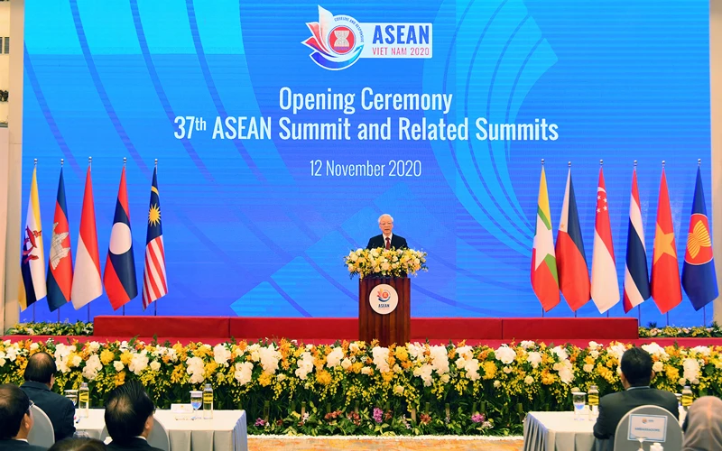 Tổng Bí thư, Chủ tịch nước Nguyễn Phú Trọng phát biểu chào mừng Hội nghị cấp cao ASEAN lần thứ 37. (Ảnh: DUY LINH)
