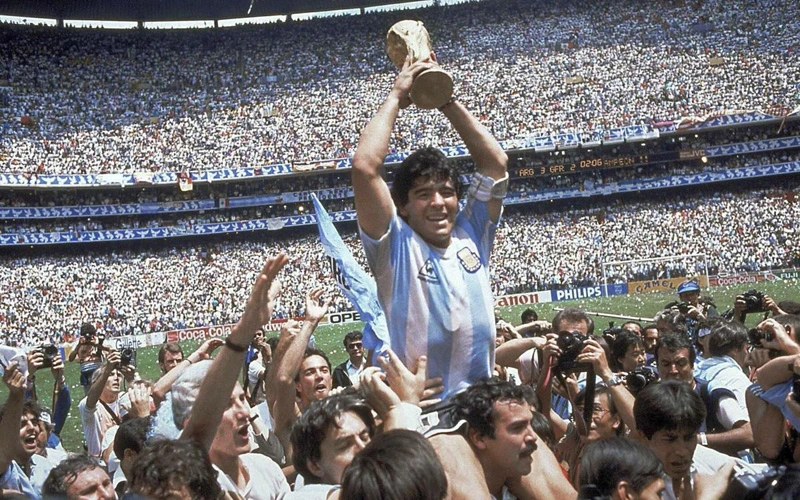 Khoảnh khắc vinh quanh tột đỉnh của Maradona khi vô địch World Cup 1986.