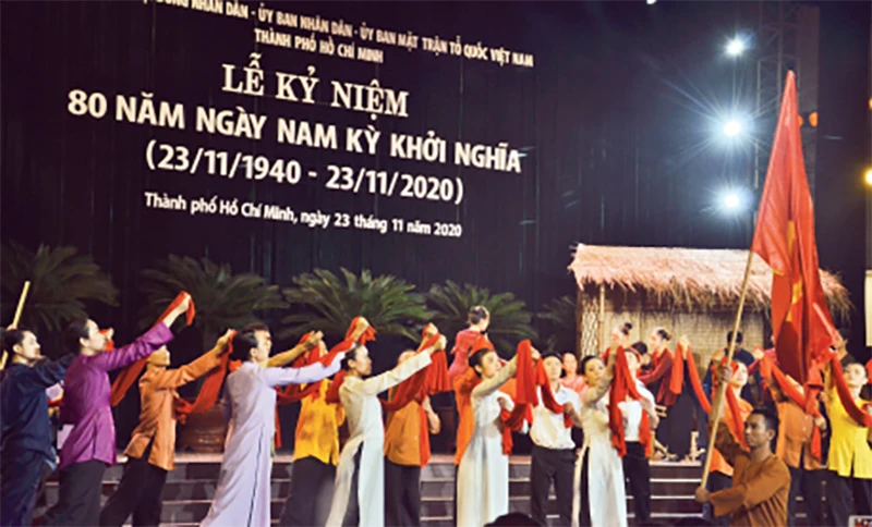 Một tiết mục trong chương trình sân khấu hóa kỷ niệm 80 năm Ngày Nam Kỳ khởi nghĩa do TP Hồ Chí Minh tổ chức.