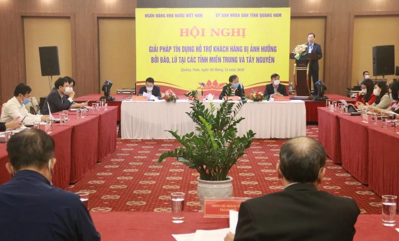 Phó Thống đốc Thường trực NHNN Đào Minh Tú phát biểu tại hội nghị.