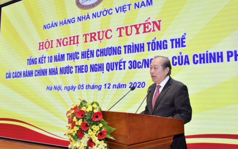 Đồng chí Trương Hòa Bình, Ủy viên Bộ Chính trị, Phó Thủ tướng Thường trực Chính phủ, Trưởng Ban Chỉ đạo CCHC của Chính phủ dự và phát biểu chỉ đạo tại Hội nghị.