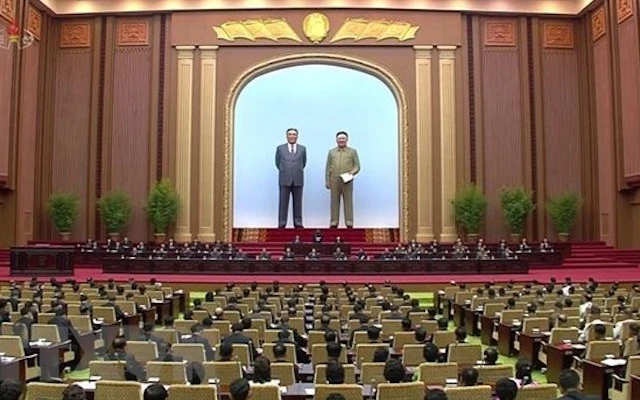 Các đại biểu tham dự một kỳ họp của Hội đồng Nhân dân Tối cao (tức Quốc hội Triều Tiên). (Ảnh: Yonhap/TTXVN)