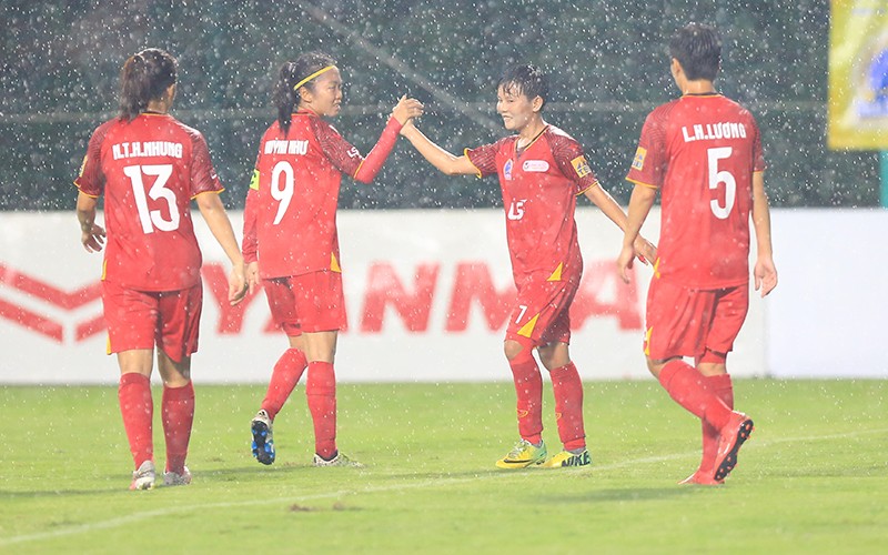 Đội TP Hồ Chí Minh I lập kỷ lục 14 trận bất bại, qua đó giành chức vô địch mùa giải 2020.