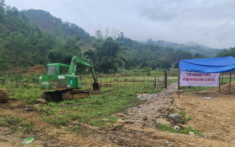 Khởi công xây dựng khu TĐC cho người dân xã Trà Leng.