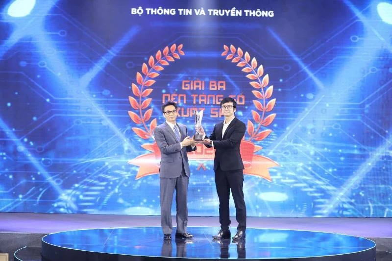 FPT.AI đạt giải ba ở hạng mục Nền tảng số xuất sắc của Giải thưởng Sản phẩm công nghệ Make in Viet Nam.