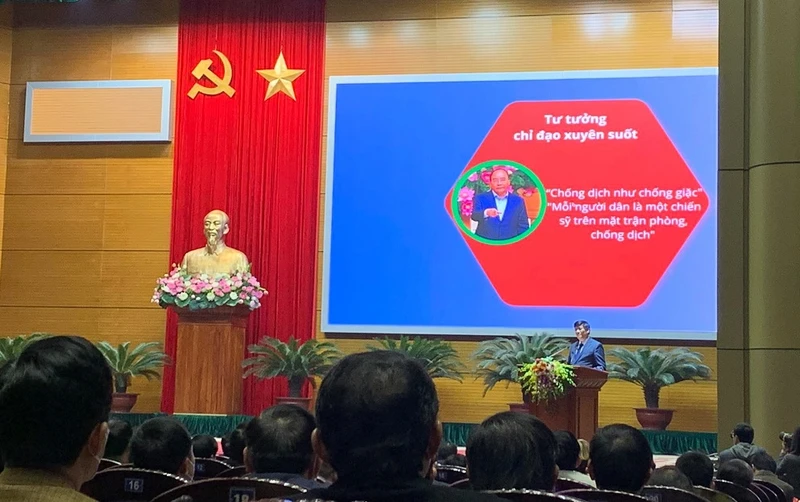 Bộ trưởng Y tế Nguyễn Thanh Long báo cáo kết quả hoạt động của ngành năm 2020.