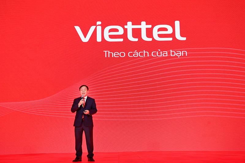 Logo và slogan mới của Viettel.