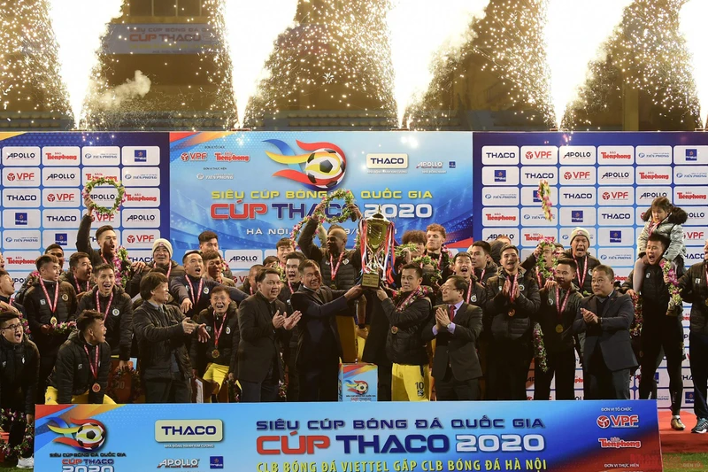 Hà Nội giành Siêu cúp Quốc gia 2020