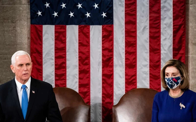 Ông Pence và bà Pelosi trong một phiên họp của Quốc hội Mỹ. (Ảnh: Getty Images)