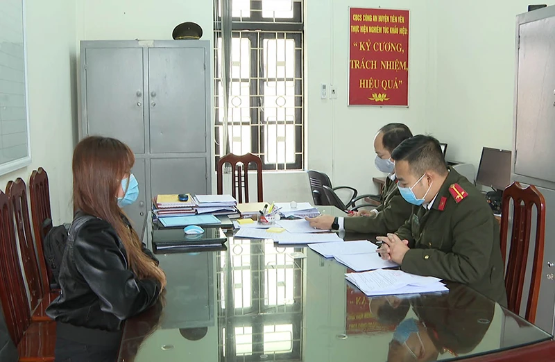 Các trường hợp xuất nhập cảnh trái phép sang Trung Quốc tại cơ quan Công an huyện Tiên Yên.