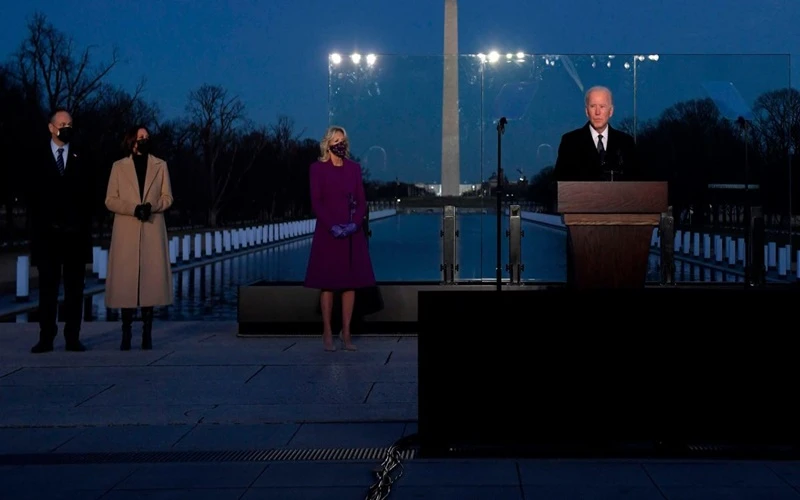Ông Biden phát biểu trong lễ tưởng niệm. (Ảnh: Reuters)
