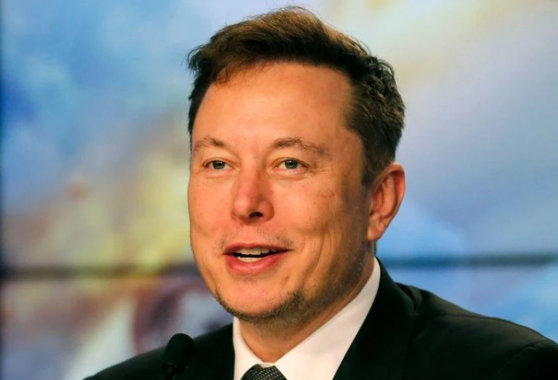 Người sáng lập kiêm kỹ sư trưởng SpaceX, Elon Musk, phát biểu tại một cuộc họp báo sau tại Trung tâm Vũ trụ Kennedy ở Cape Canaveral, Florida, Mỹ vào ngày 19-1. Ảnh: Reuters.