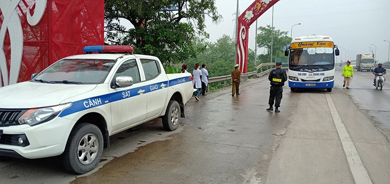 Thái Bình kích hoạt trở lại bảy chốt kiểm soát dịch bệnh tại các cửa ngõ ra vào tỉnh.