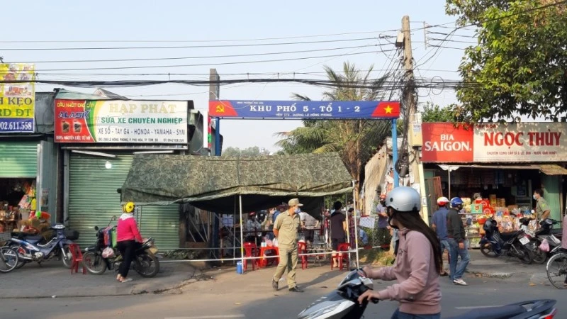 Phong tỏa một số khu vực trên đường Lê Hồng Phong, TP Thủ Dầu Một liên quan sinh viên N.T.M.A.