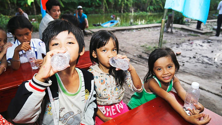 Động lực làm việc của anh Sơn là mang nước ngọt tới cho cộng đồng.