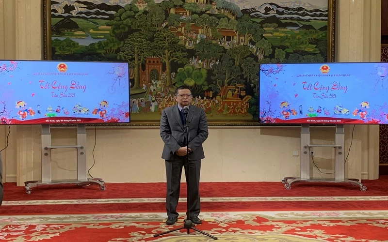 Đại biện lâm thời Đại sứ quán Việt Nam tại Trung Quốc Phạm Thanh Bình phát biểu.