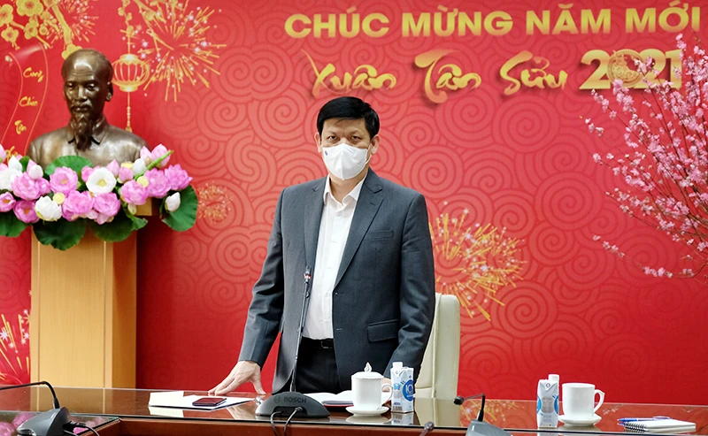 GS, TS Nguyễn Thanh Long - Bộ trưởng Y tế phát biểu tại cuộc họp. (Ảnh: TRẦN MINH)