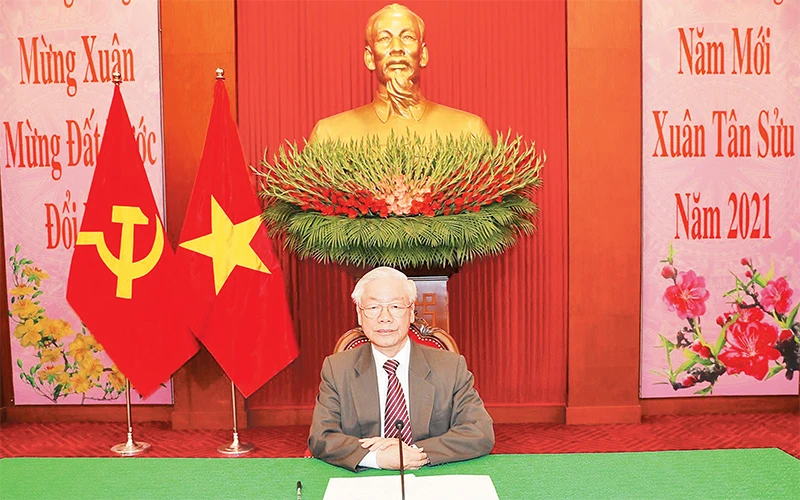 Tổng Bí thư, Chủ tịch nước Nguyễn Phú Trọng điện đàm với Tổng Bí thư, Chủ tịch Trung Quốc Tập Cận Bình. Ảnh: TRÍ DŨNG (TTXVN)