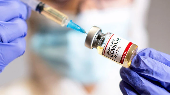 Giới chức EU cảnh báo tội phạm đang tham gia chuỗi cung ứng vaccine toàn cầu. Ảnh: REUTERS