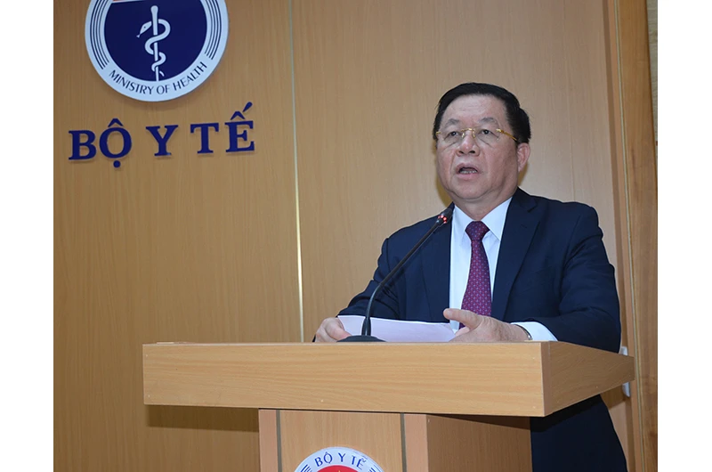 Đồng chí Nguyễn Trọng Nghĩa phát biểu tại Bộ Y Tế.