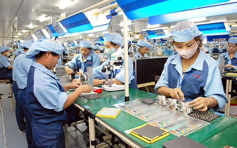 Hưng Yên xét nghiệm cho hơn 19 nghìn người làm việc tại doanh nghiệp