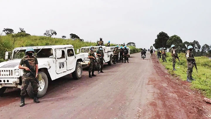  Lực lượng an ninh LHQ và Congo tại hiện trường vụ tiến công. Ảnh: AP