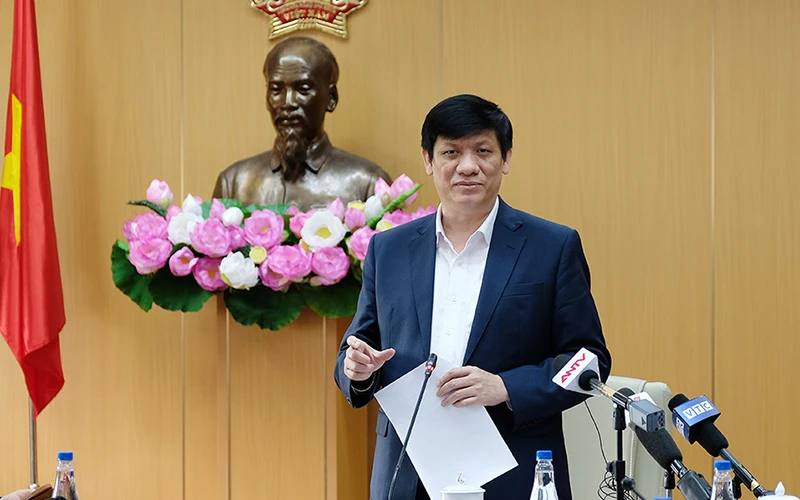 Bộ trưởng Y tế Nguyễn Thanh Long phát biểu tại cuộc họp. (Ảnh: TRẦN MINH)